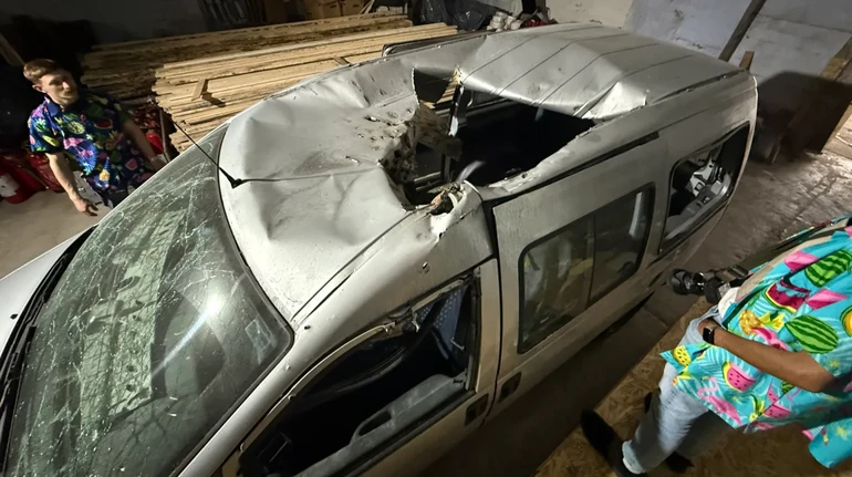 Знищений під Херсоном фургон добровольців покажуть у музеї Берліна