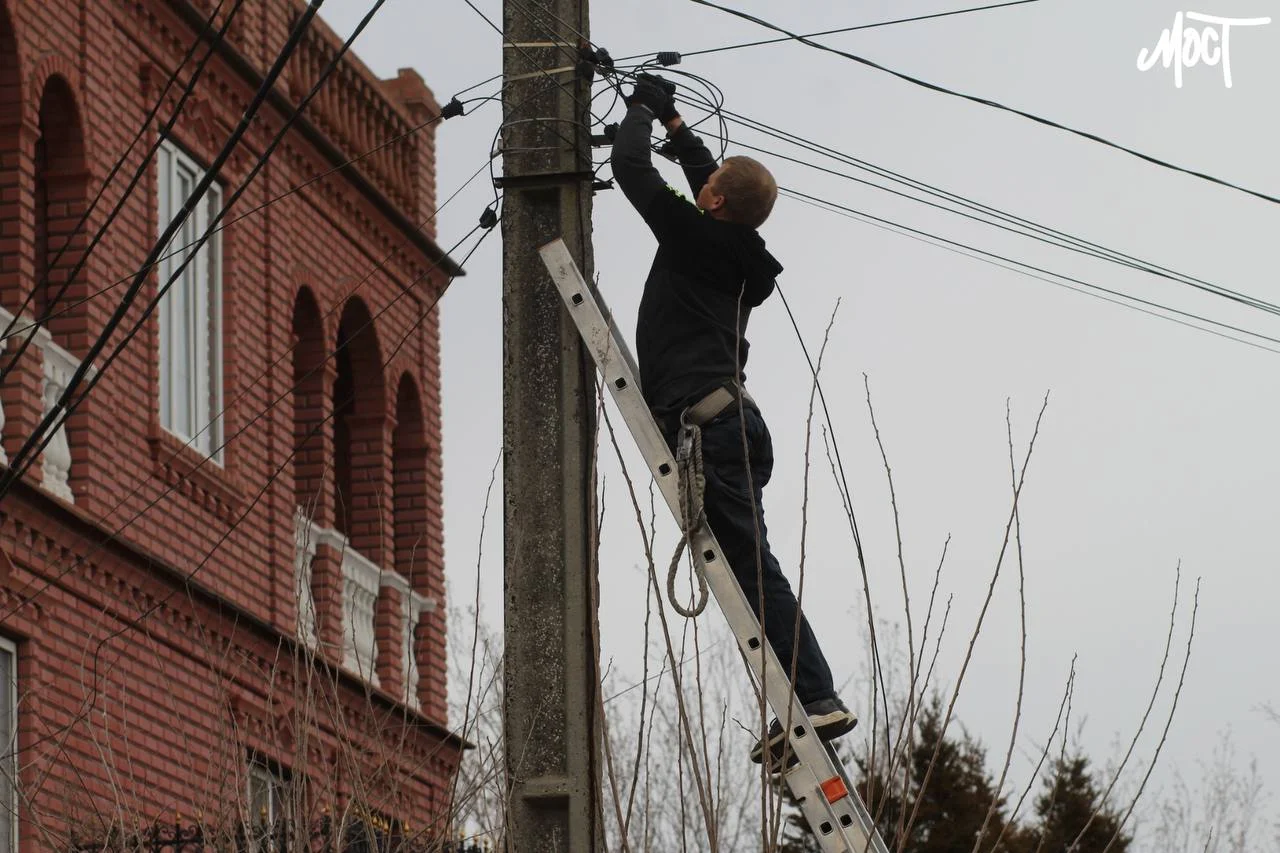Херсон: Дніпровський район частково без світла через обстріли