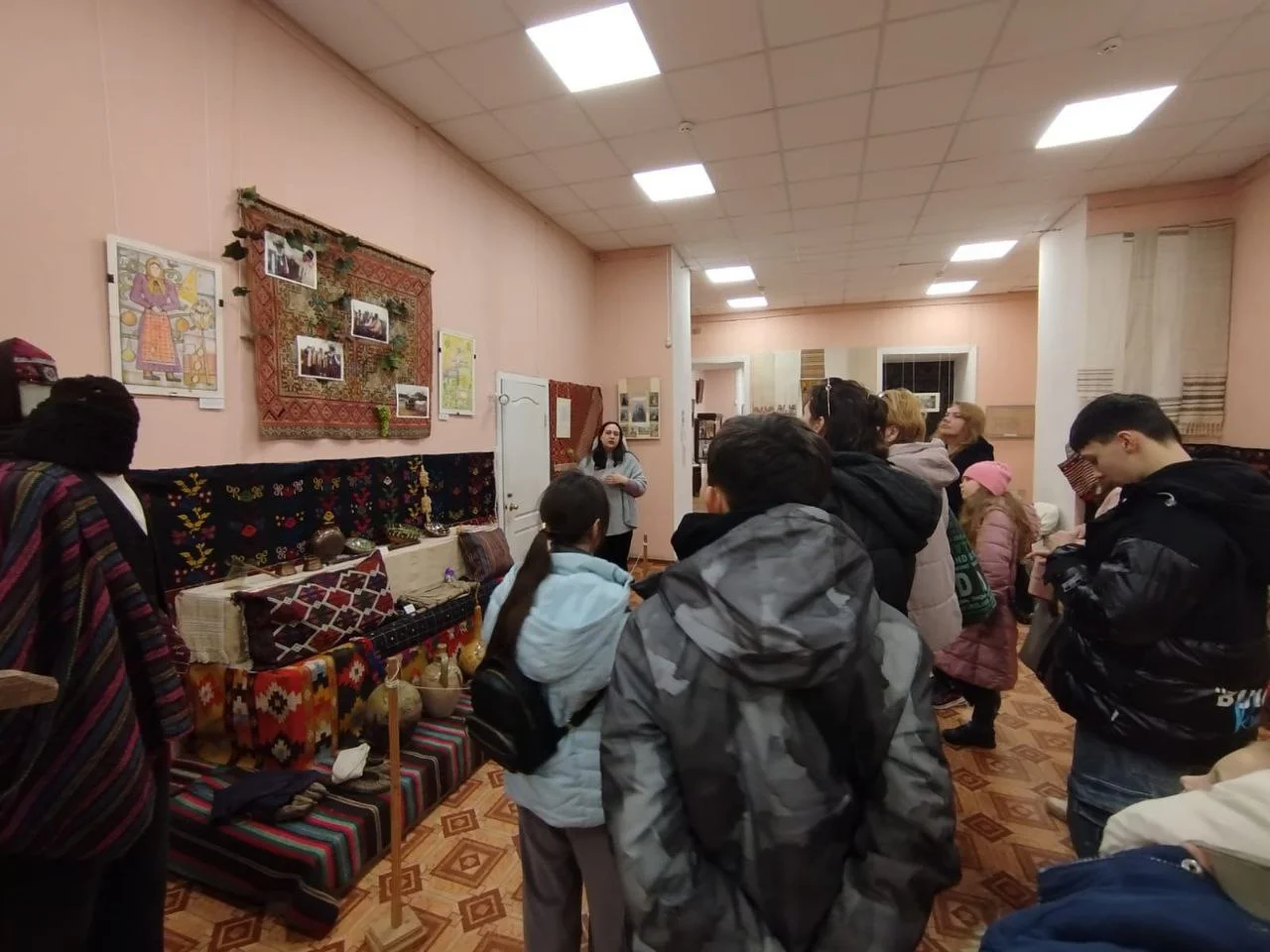 Діти-переселенці з Херсонщини відвідали історичний музей в Одесі