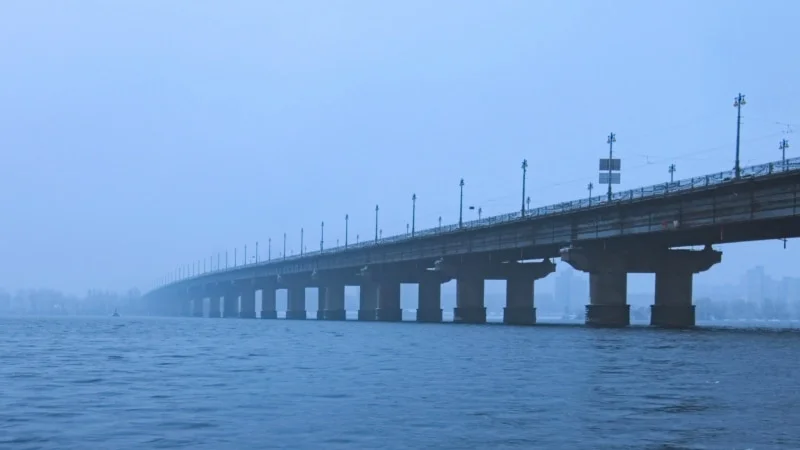Міст Патона в Києві: КМДА дозволила експлуатацію з обмеженнями