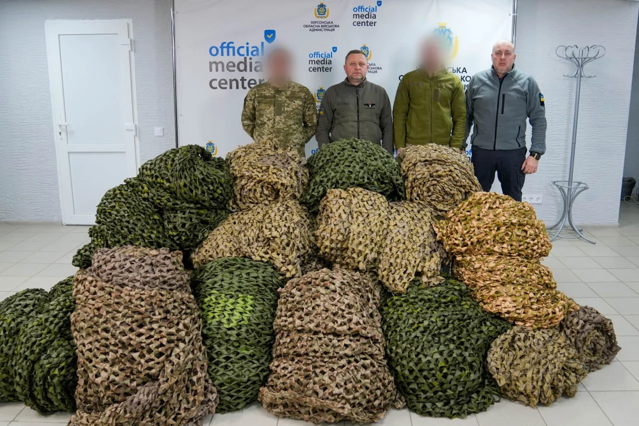 Морпіхи Херсонщини отримали нові маскувальні сітки