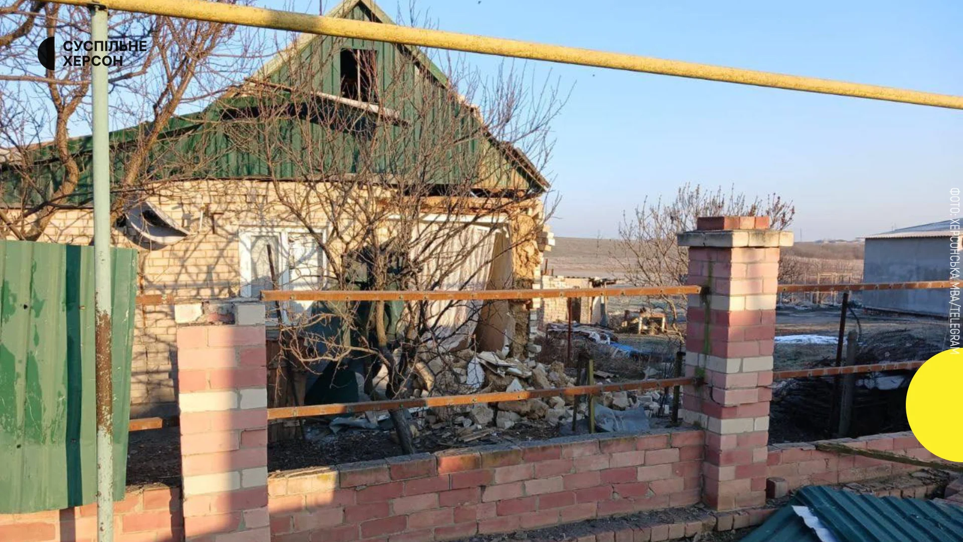 Двоє мешканців Зеленівки поранені внаслідок обстрілу армії РФ