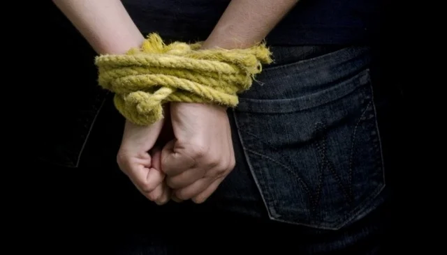Росія засудила дев’ятьох херсонців до тривалих термінів
