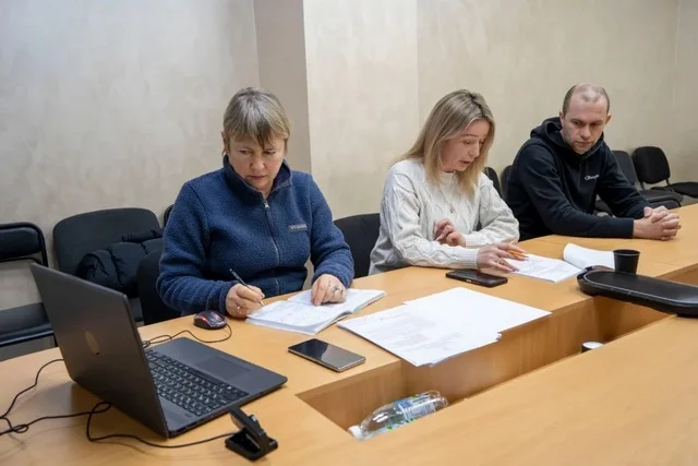 Гуманітарна допомога Херсону: тепло, вода, безпека
