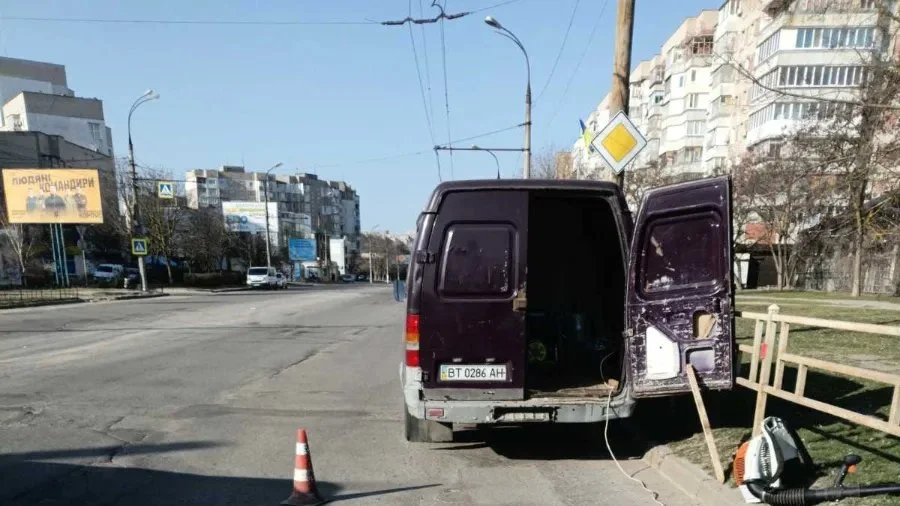 Херсонські комунальники працюють під обстрілами