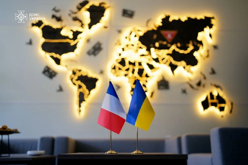 Французькі пожежники вивчають унікальний досвід ДСНС України в умовах війни