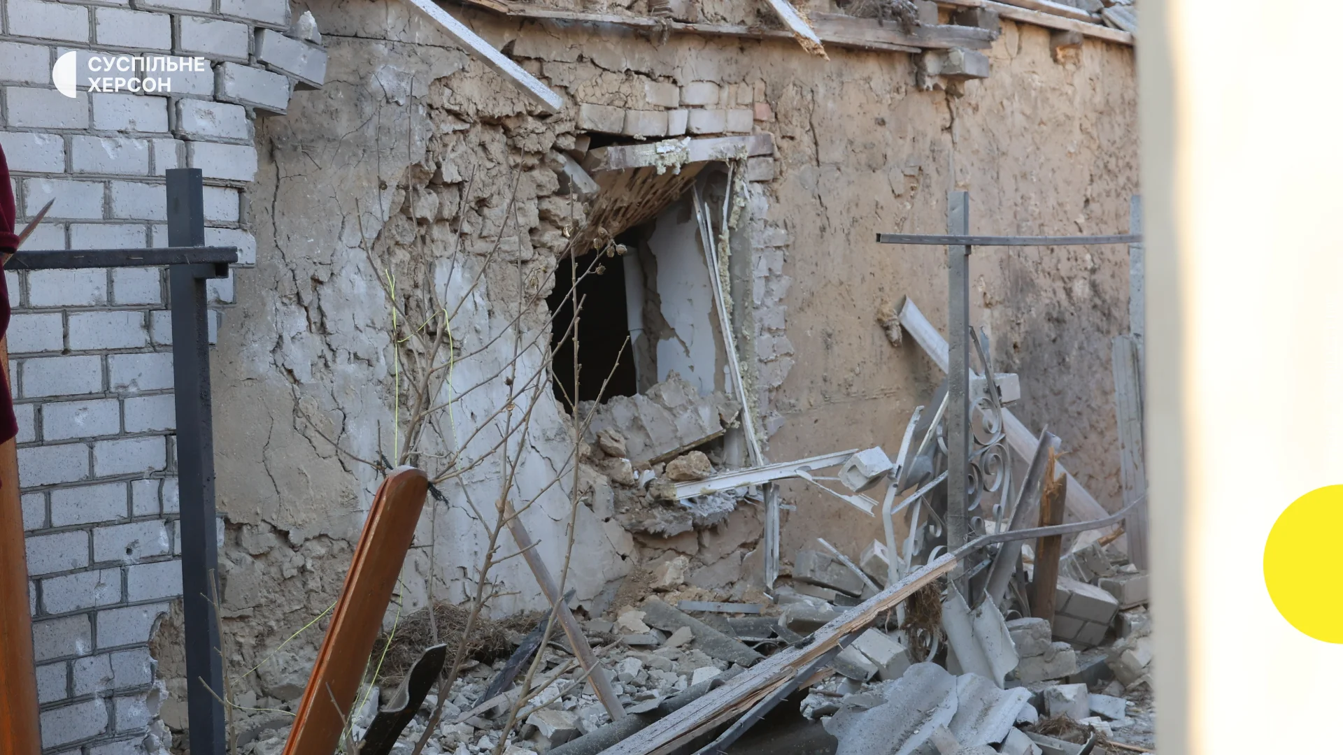 Волонтер поранений під час російського обстрілу Любимівки на Херсонщині