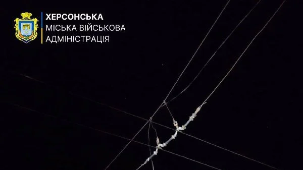 Окупанти атакували Херсон: пошкоджено транспортну інфраструктуру