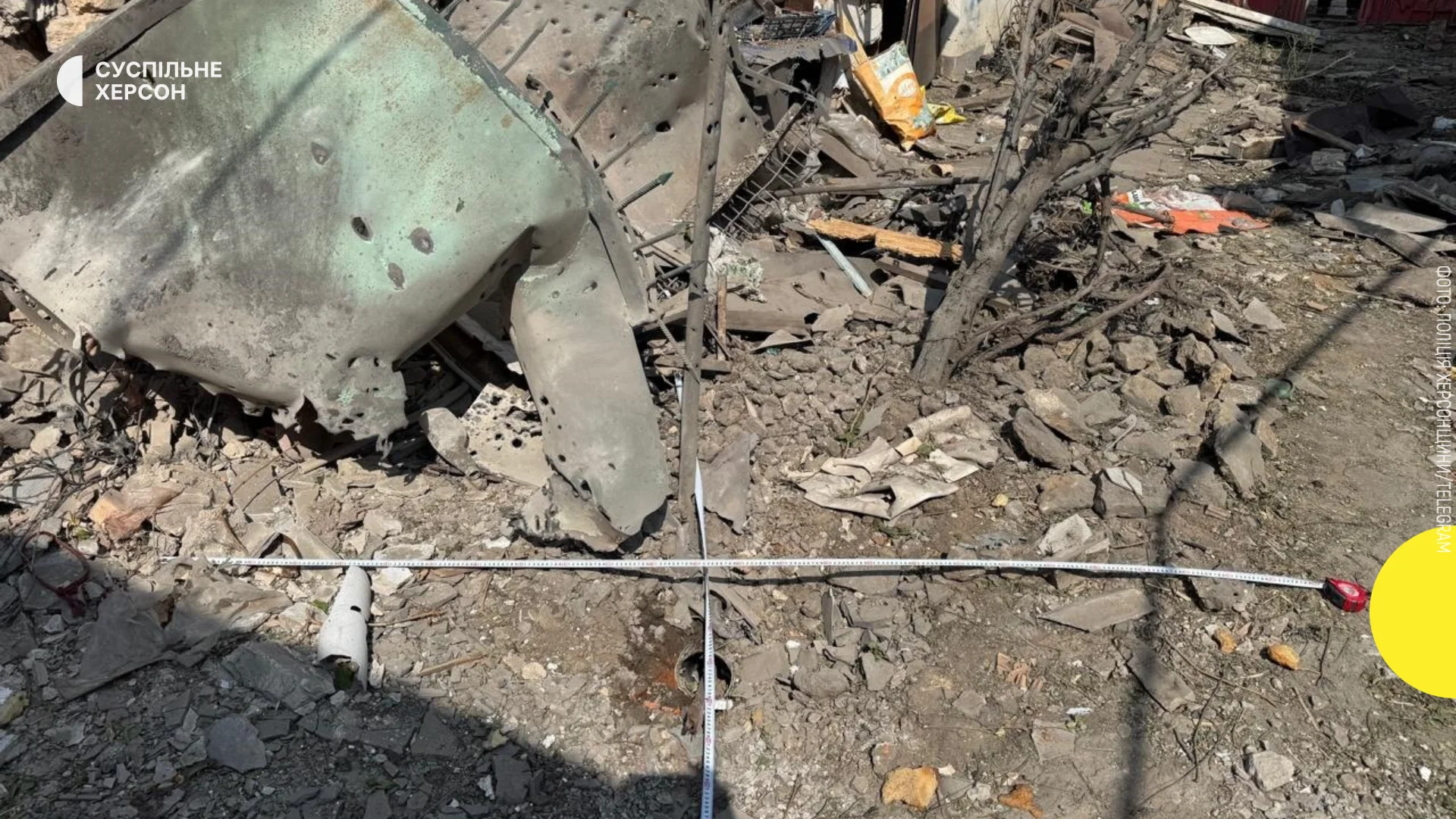 Дніпровський район Херсона під ударом дрона: двоє містян травмовані