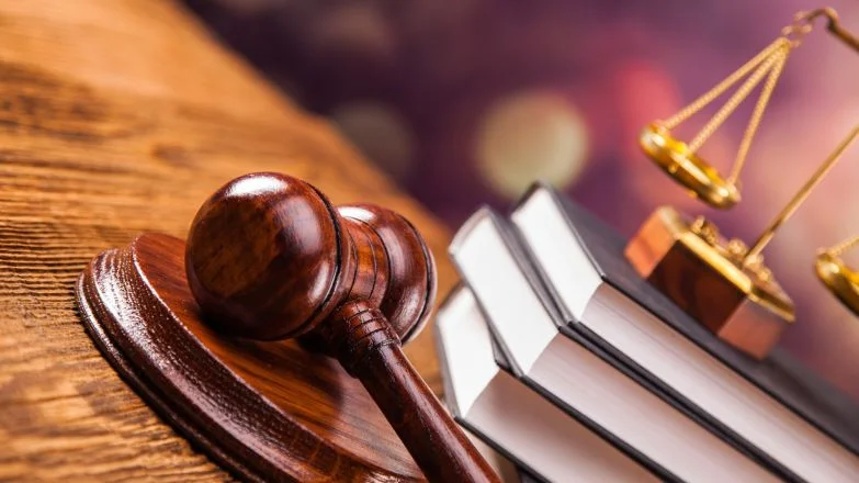 14 років за співпрацю: Херсонський суд заочно виніс вирок екс-поліцаю окупантів