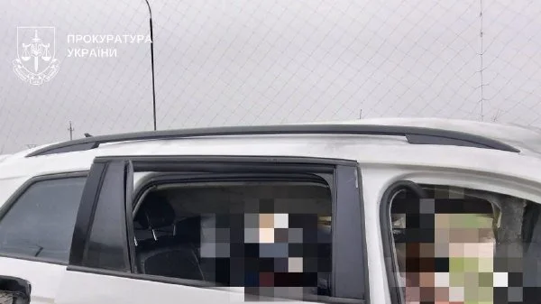 Дрон РФ вдарив по авто в Херсоні: дві жінки загинули, водій поранений