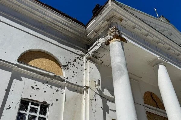 Семеро поранених та пошкоджені будинки: наслідки обстрілів Херсонщини