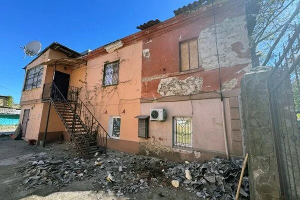 Трьох людей поранено на Херсонщині: росіяни обстріляли 30 населених пунктів