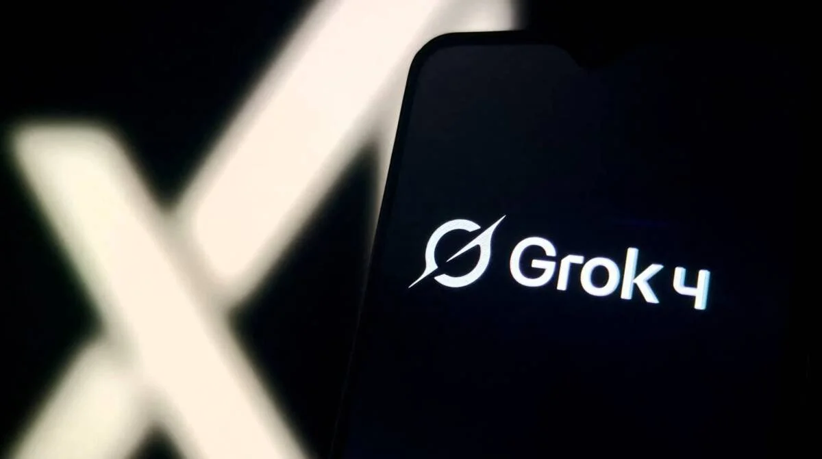 Grok 4.3 навчилася створювати PDF, таблиці та презентації без офісних програм