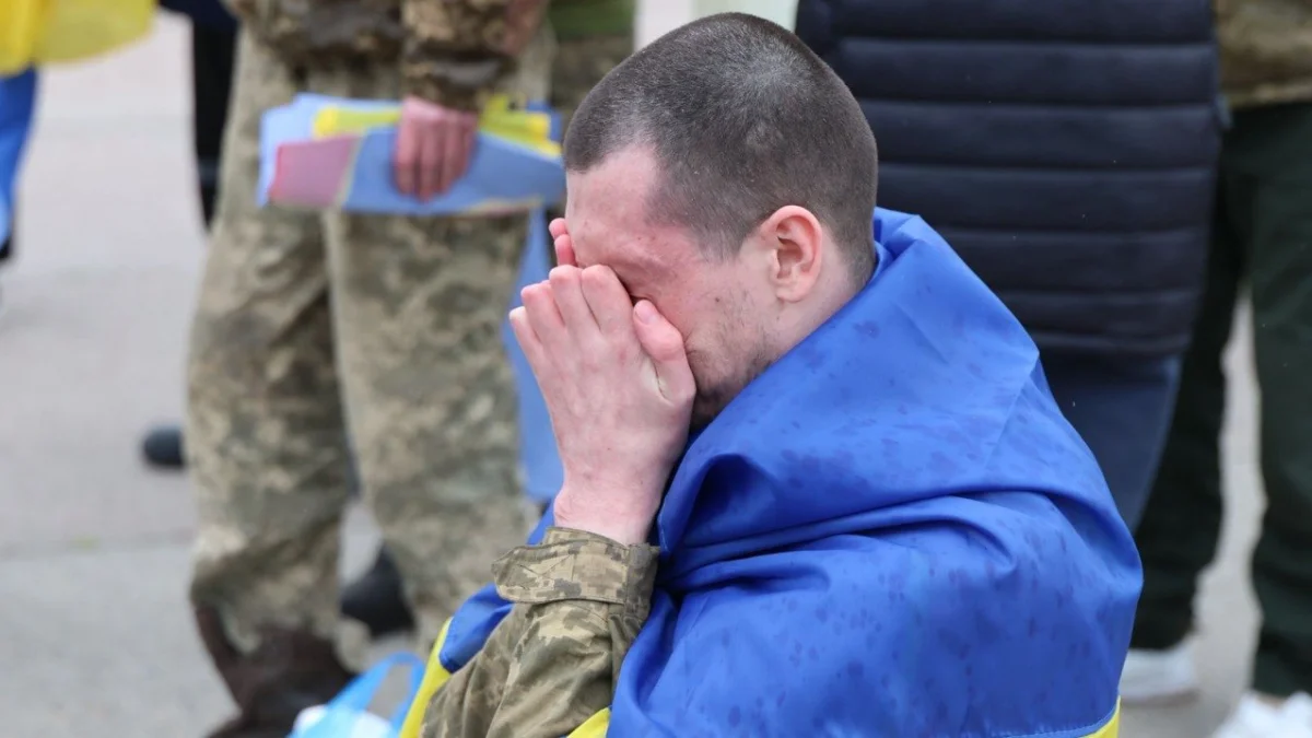 193 українські воїни повернулися з полону: Президент повідомив про обмін