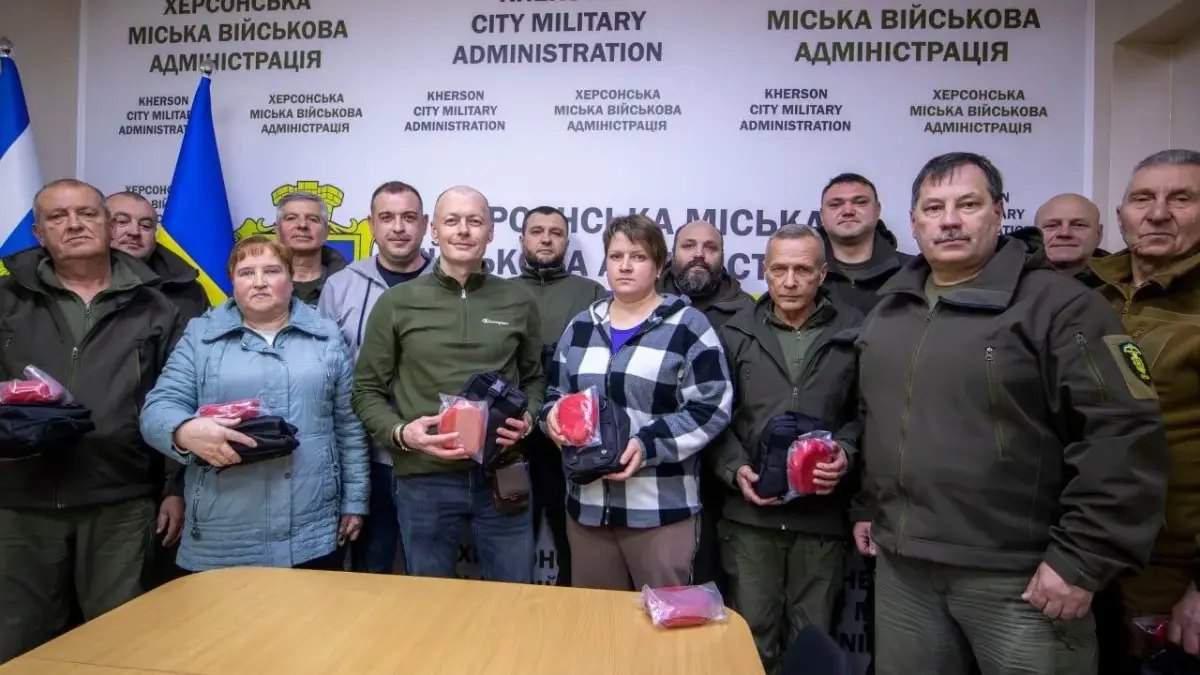 Херсонська громада отримала аптечки та дефібрилятори від ВООЗ