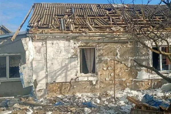 У Зеленівці пошкоджено житлові будинки через атаки РФ