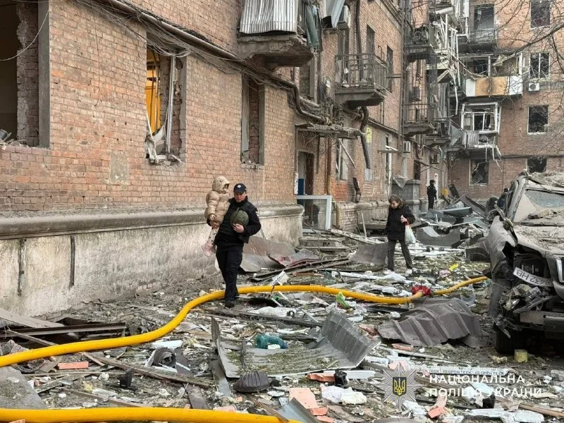 Російська атака: 5 загиблих, понад 30 поранених у 8 регіонах України