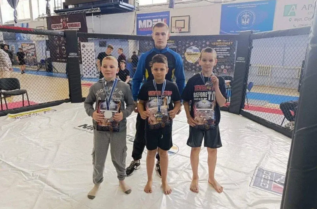 Херсонські бійці ММА здобули 5 нагород на чемпіонаті в Миколаєві