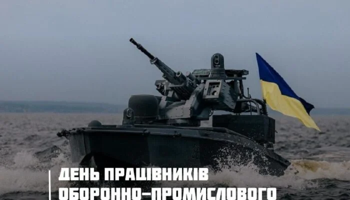 Українські зброярі щодня нищать ворога: горить техніка та об’єкти в РФ