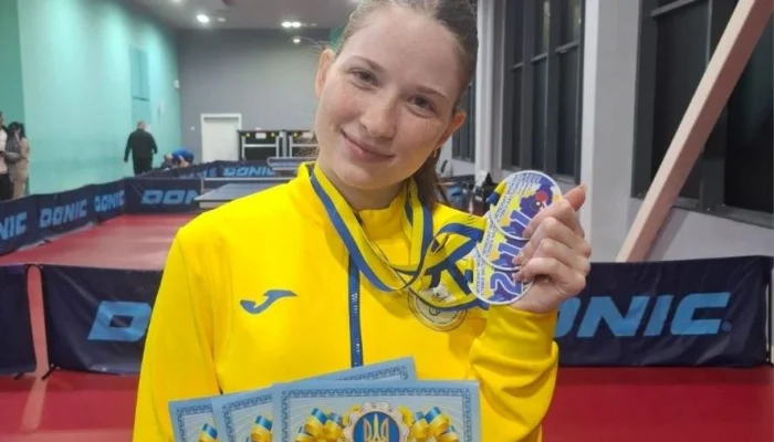 Тенісистка з Херсона Катерина Татусь здобула два «золота» на Чемпіонаті України