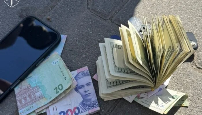 Керівника Житомирського ТЦК затримали за “абонплату” за непризов