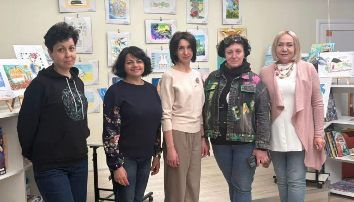 У Миколаєві відкрили виставку «Діти Херсона. Світ очима надії»