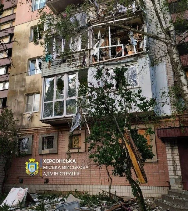 Селище Інженерне другу добу атакують дронами: є пошкодження та поранені